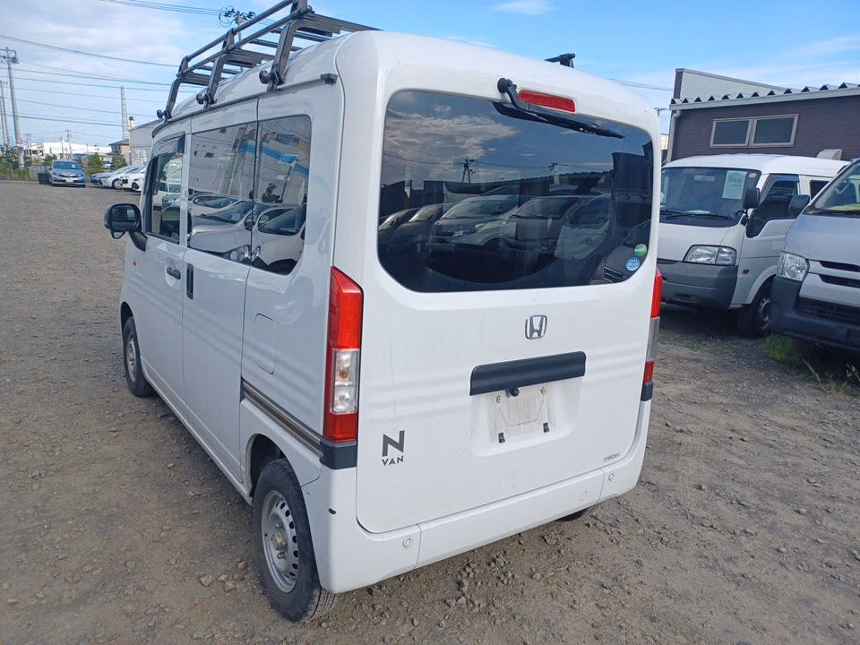 HONDA N-VAN