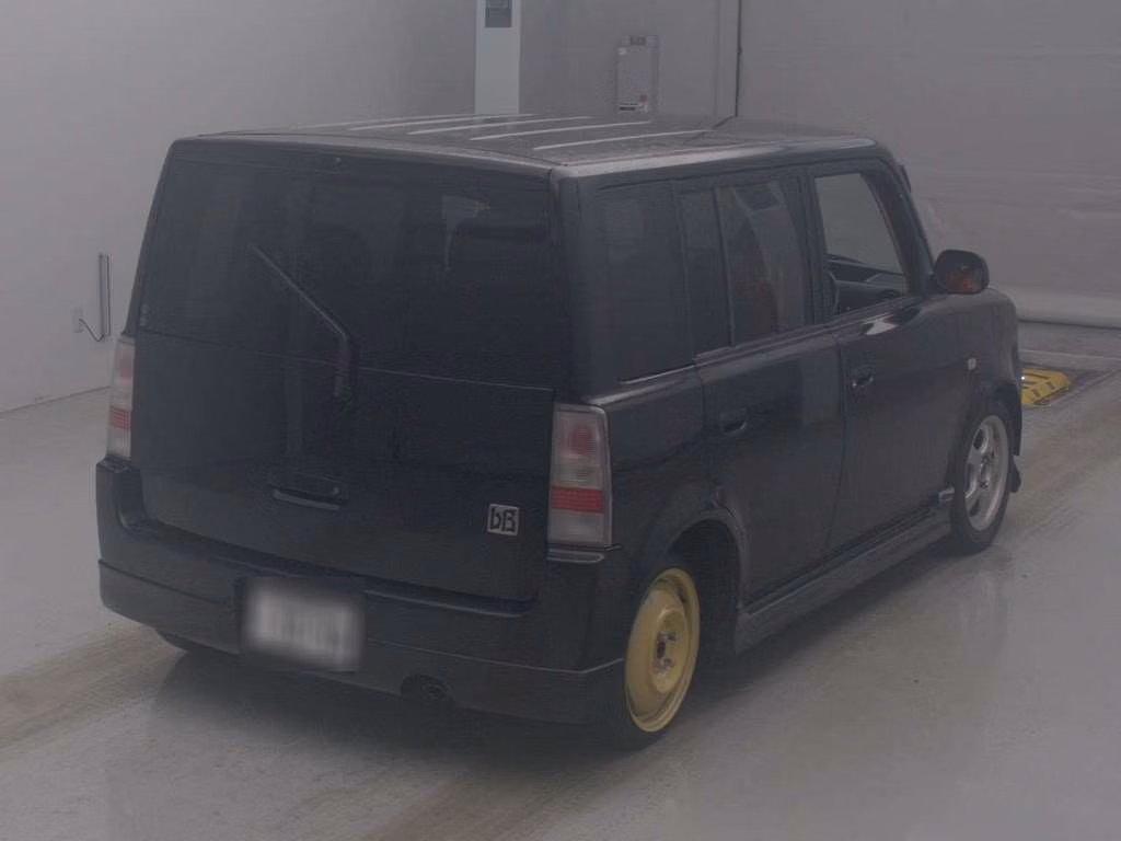 TOYOTA BB