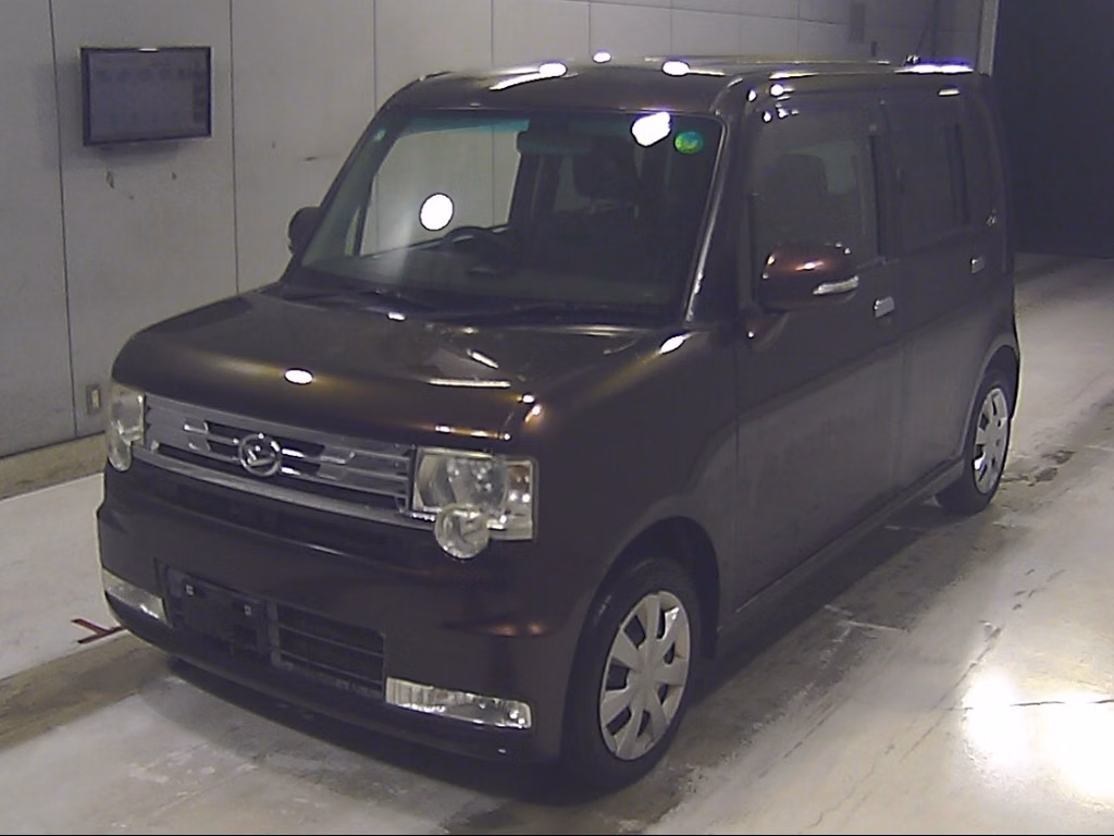 DAIHATSU MOVE CONTE