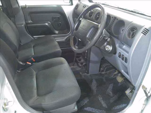 DAIHATSU NAKED