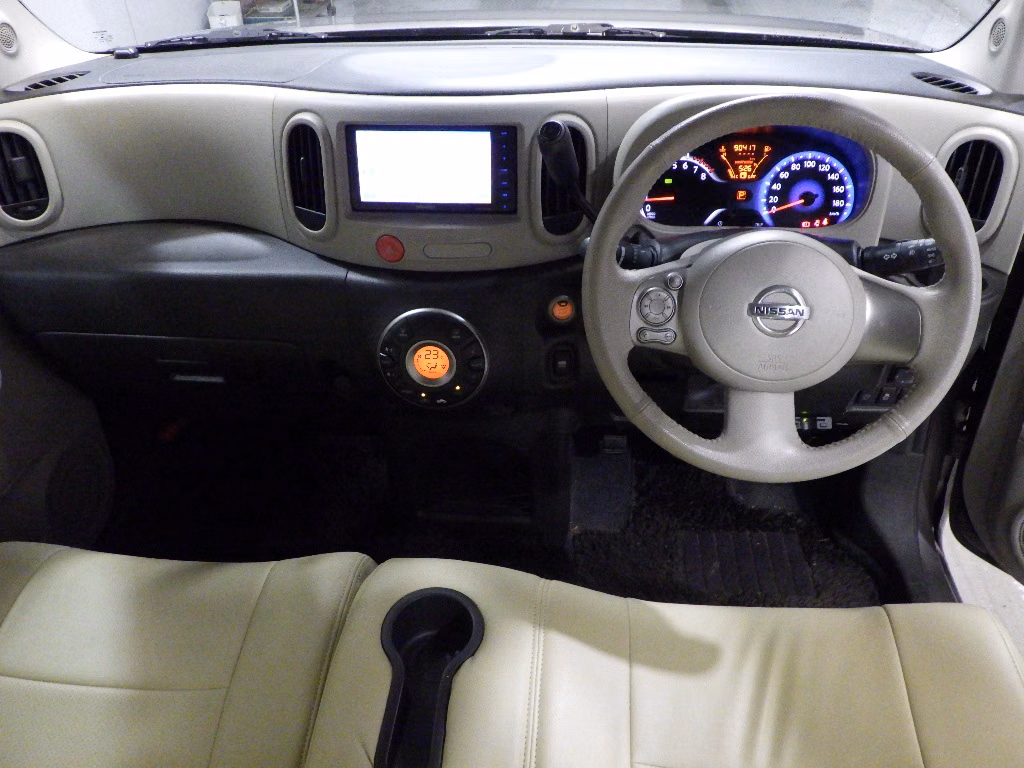 NISSAN CUBE