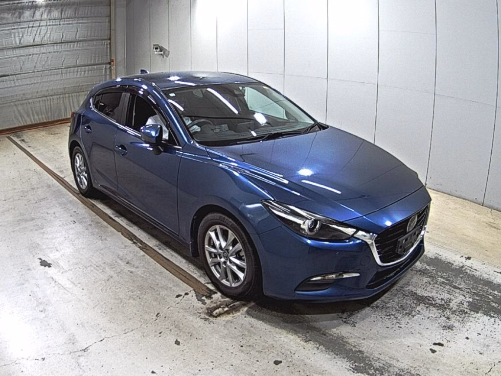 MAZDA AXELA