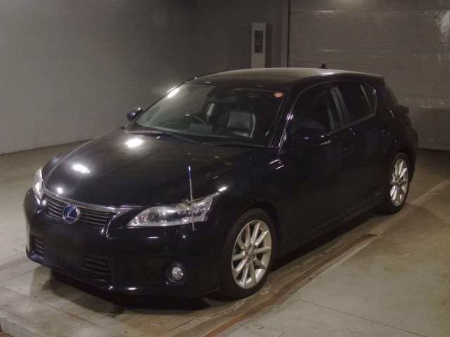 LEXUS CT200H