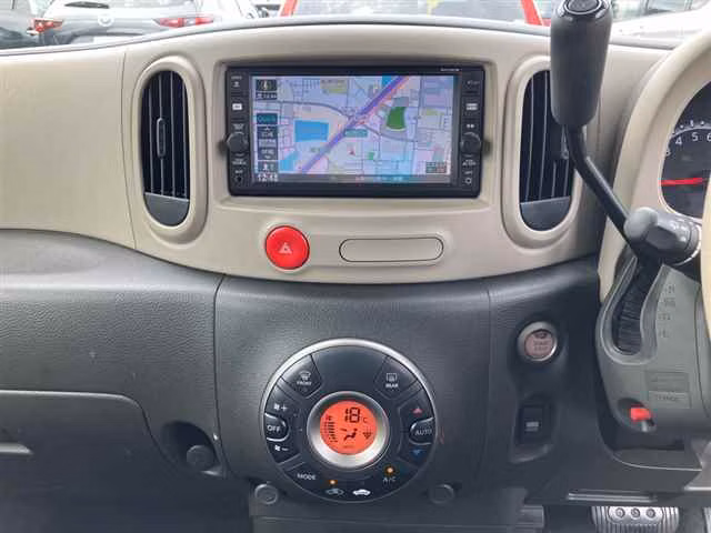 NISSAN CUBE