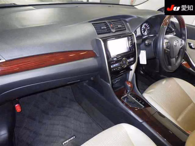 TOYOTA PREMIO