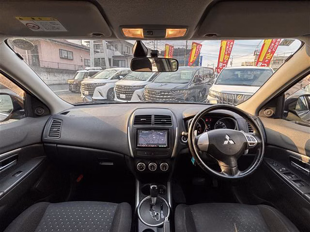 MITSUBISHI RVR