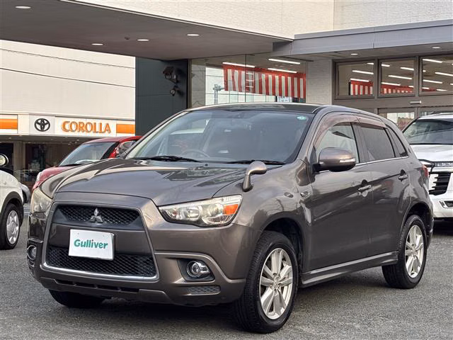 MITSUBISHI RVR