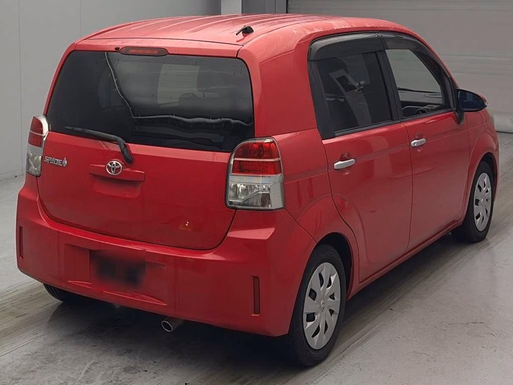 TOYOTA SPADE