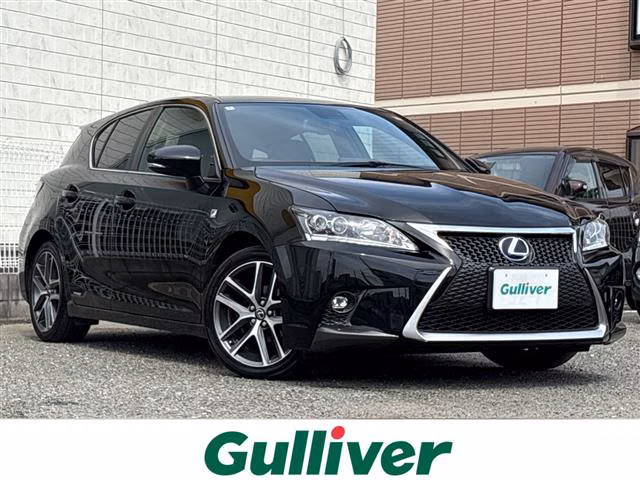 Lexus CT200h