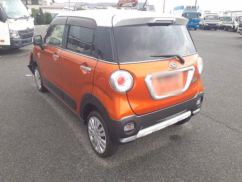 DAIHATSU CAST