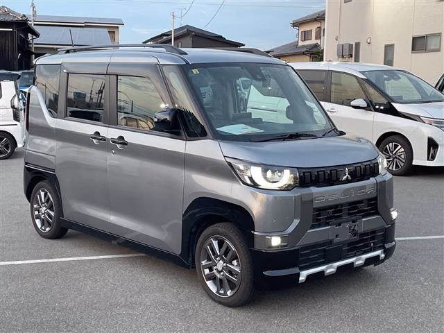 Mitsubishi Delica Mini