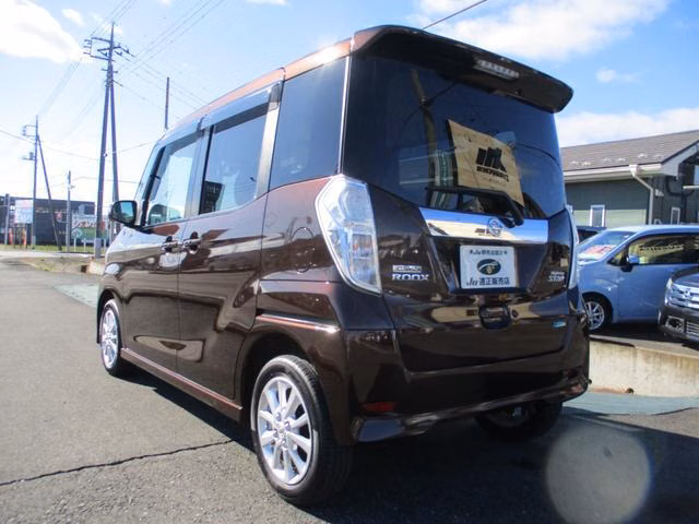 NISSAN DAYZ ROOX