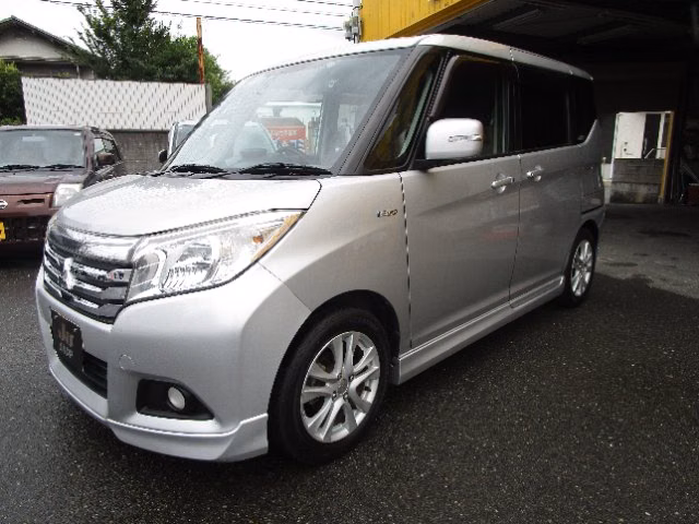 Mitsubishi Delica D:2