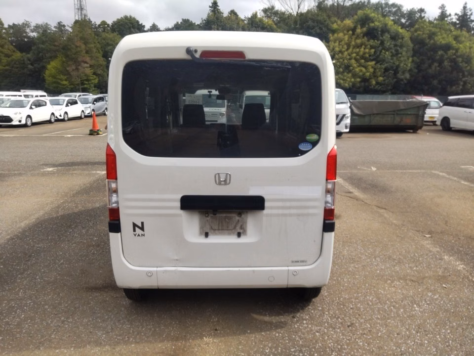 HONDA N-VAN