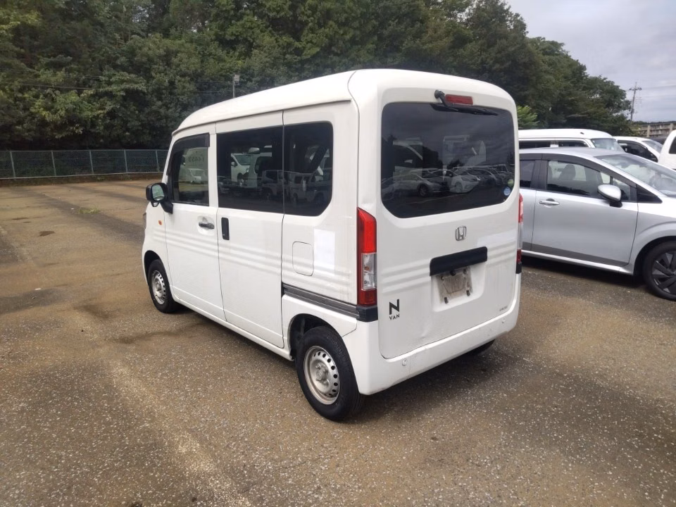 HONDA N-VAN