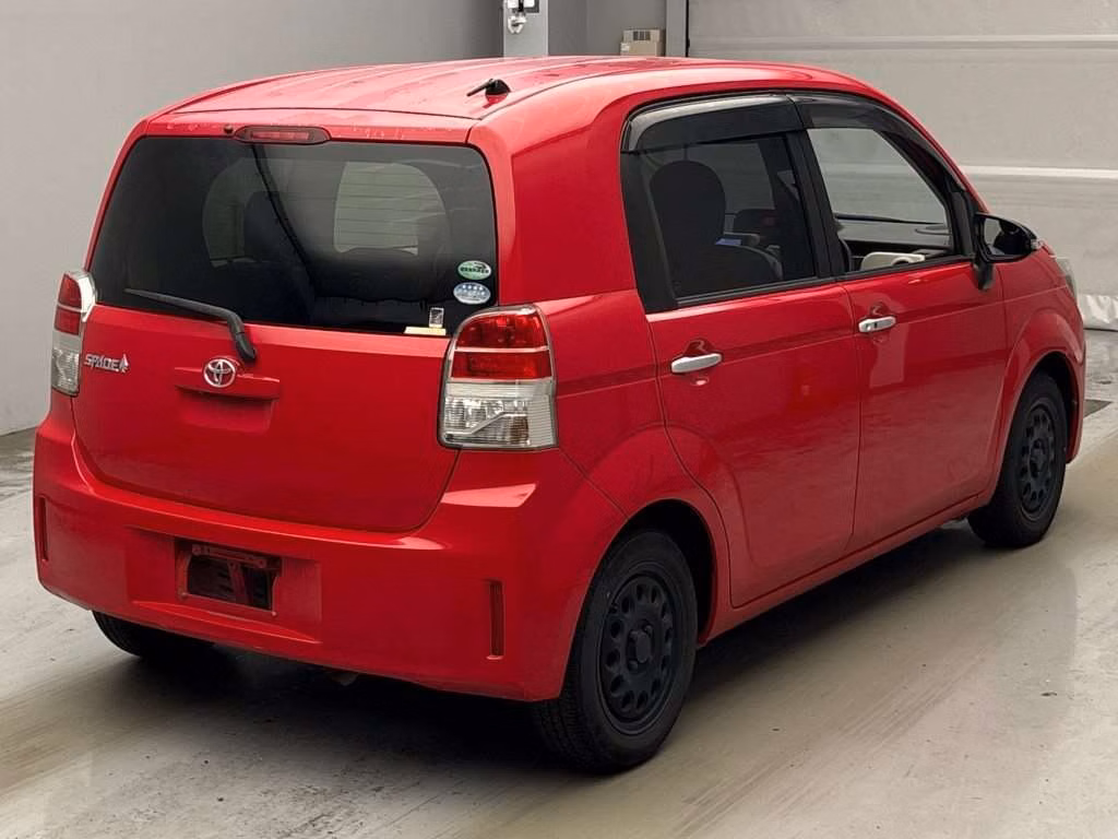 TOYOTA SPADE
