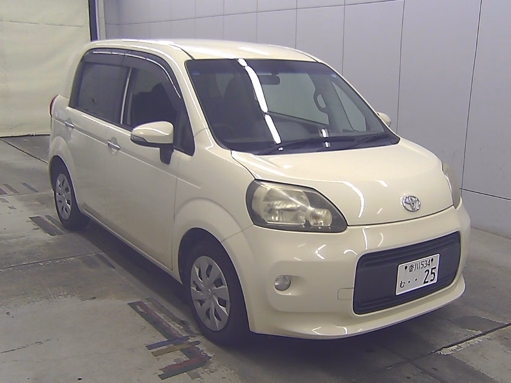TOYOTA PORTE