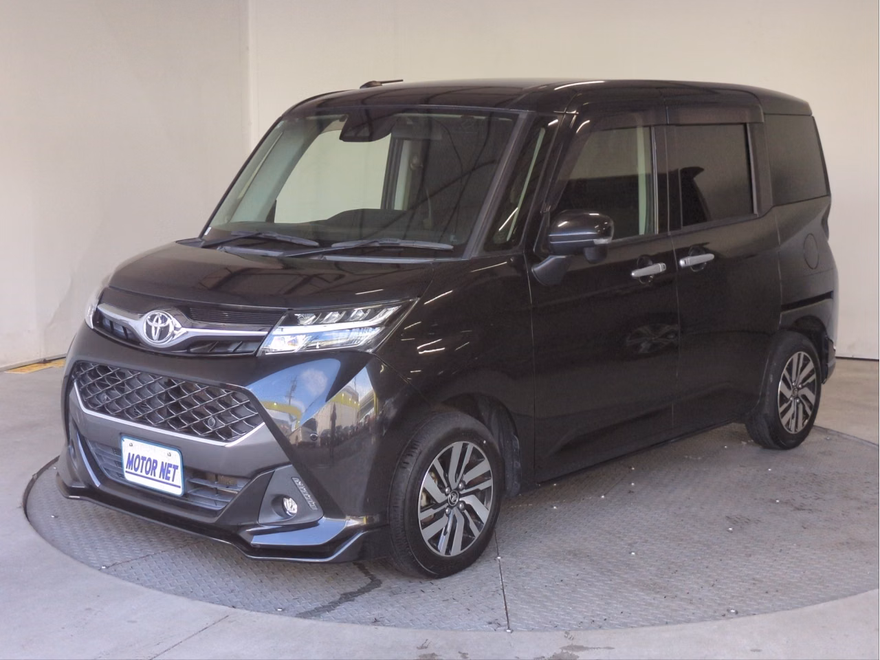 TOYOTA TANK