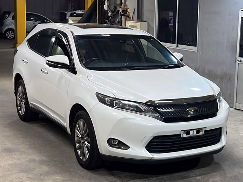 TOYOTA HARRIER