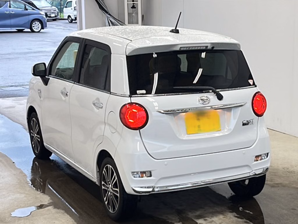 DAIHATSU CAST