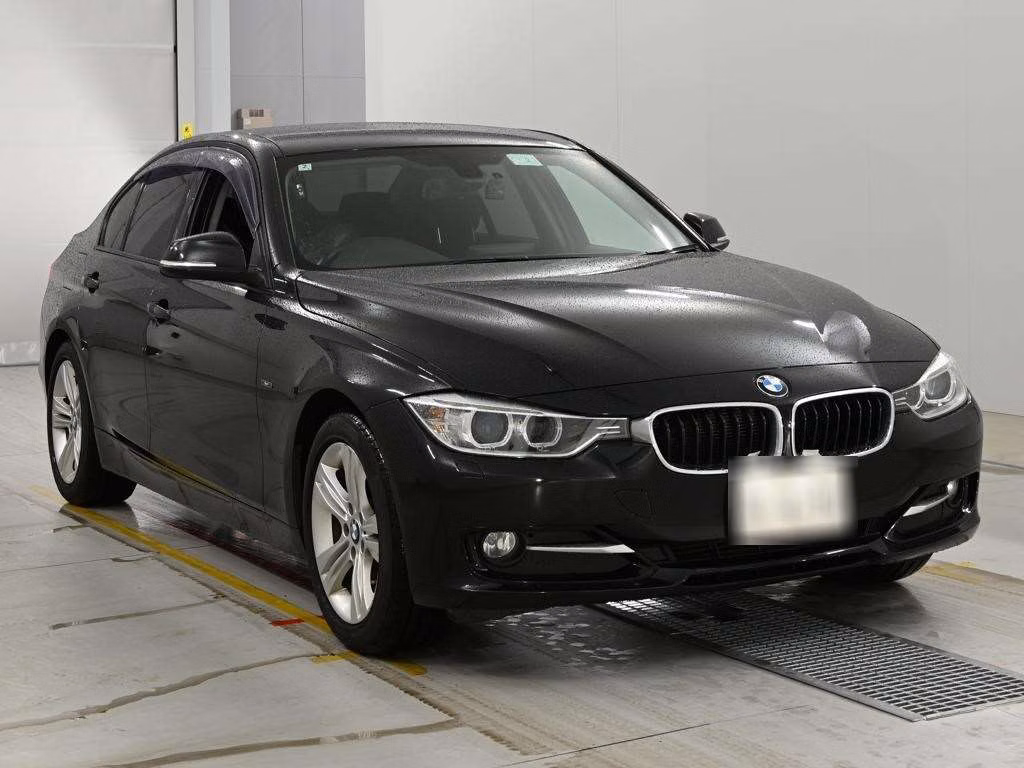 BMW 3-SERIES