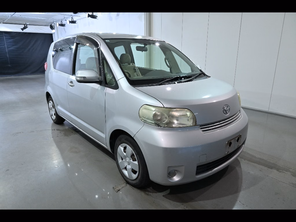 TOYOTA PORTE