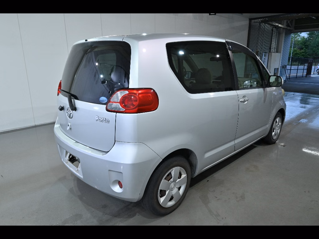 TOYOTA PORTE