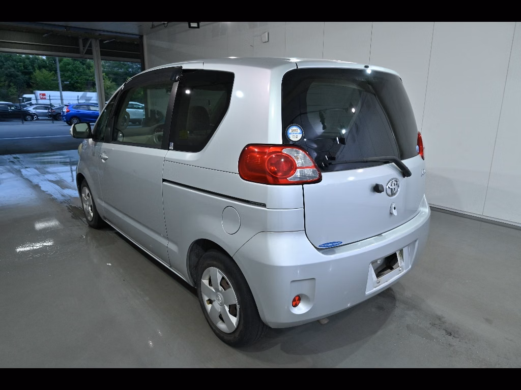 TOYOTA PORTE