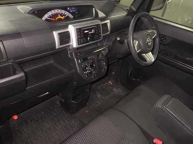 DAIHATSU WAKE