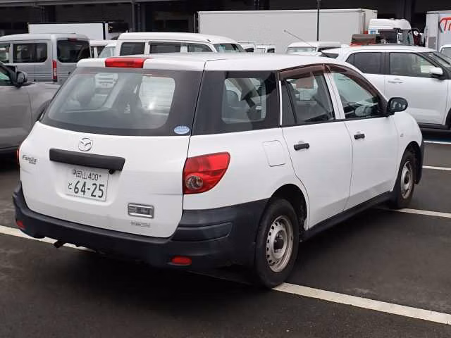 MAZDA FAMILIA