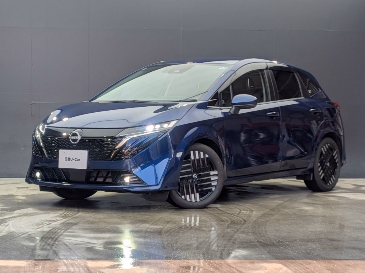 Nissan Aura