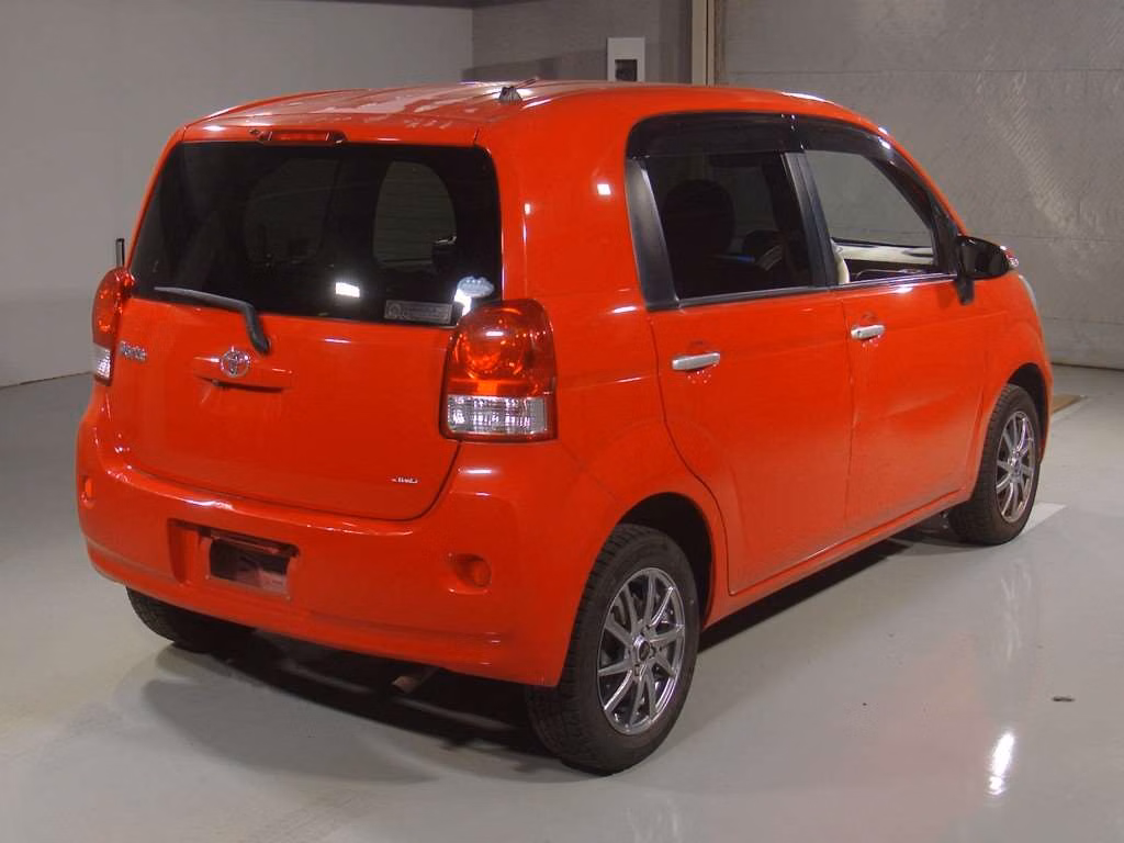 TOYOTA PORTE