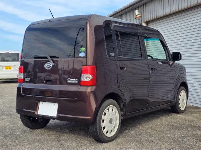 DAIHATSU MOVE CONTE
