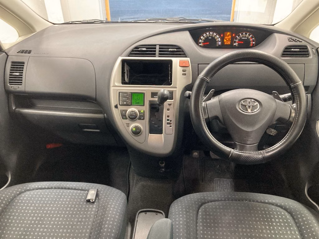 TOYOTA RACTIS