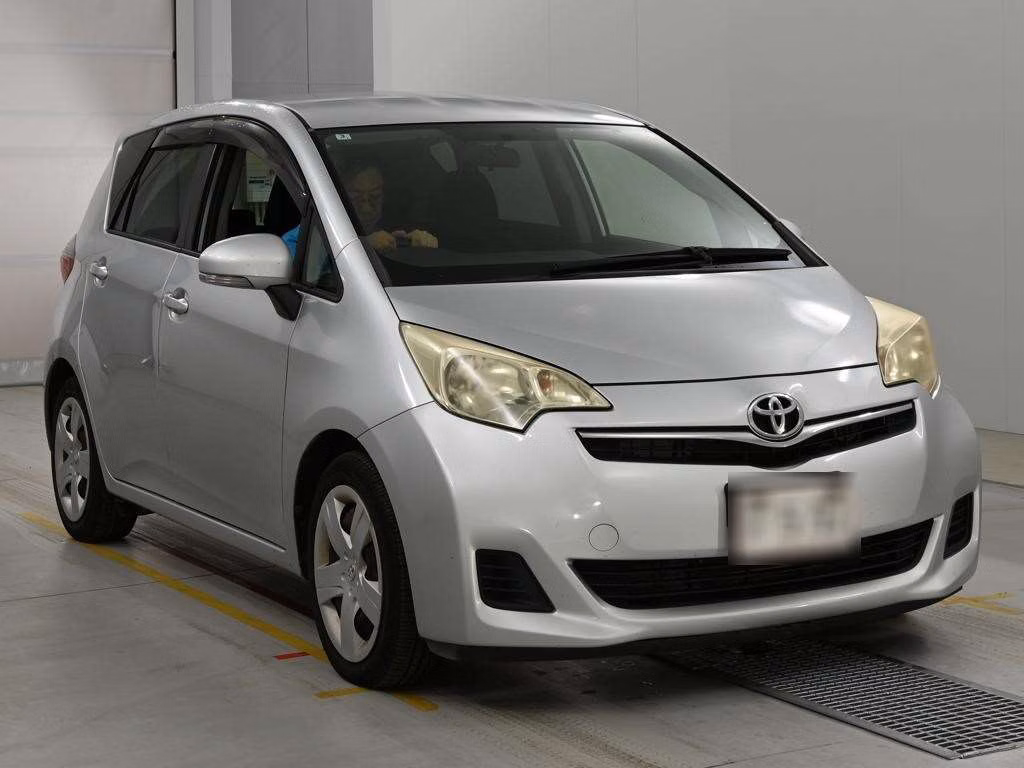TOYOTA RACTIS