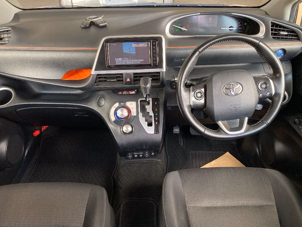 TOYOTA SIENTA