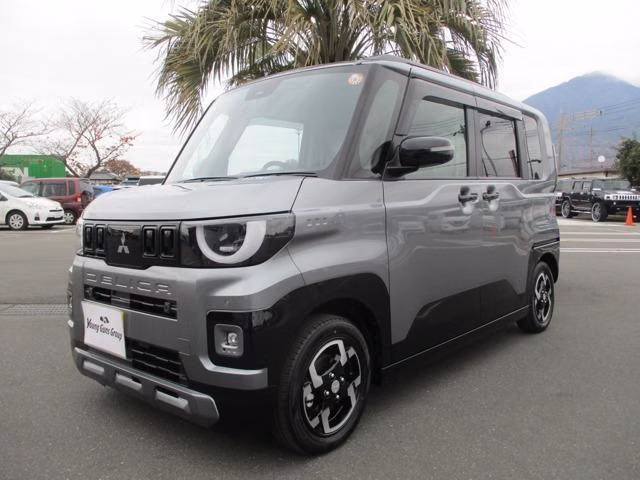MITSUBISHI DELICA MINI