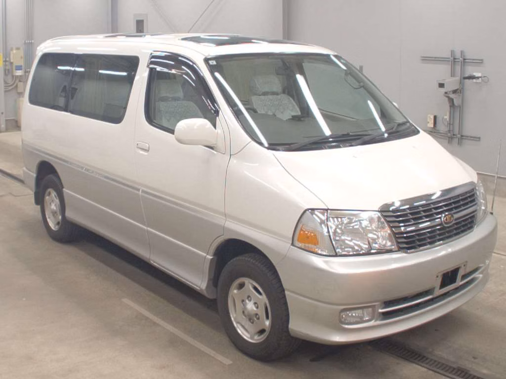 TOYOTA GRANVIA