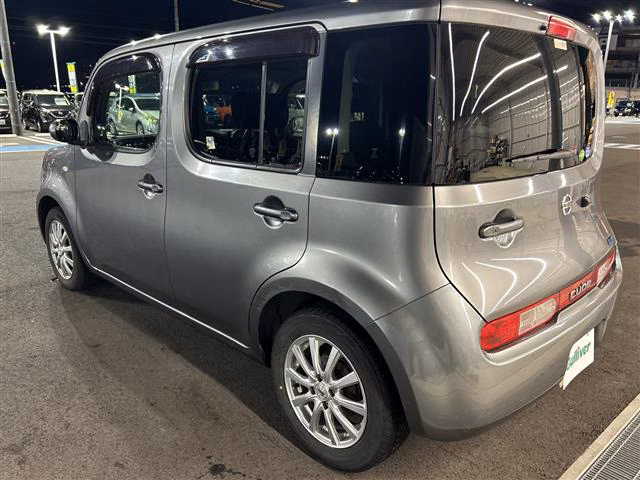 NISSAN CUBE