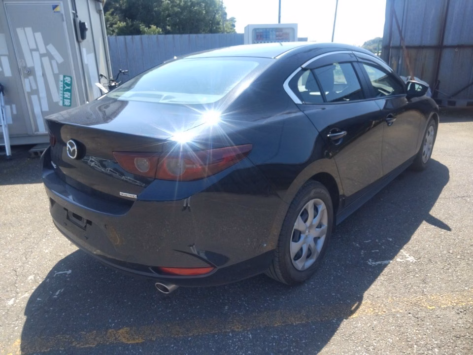 MAZDA MAZDA3