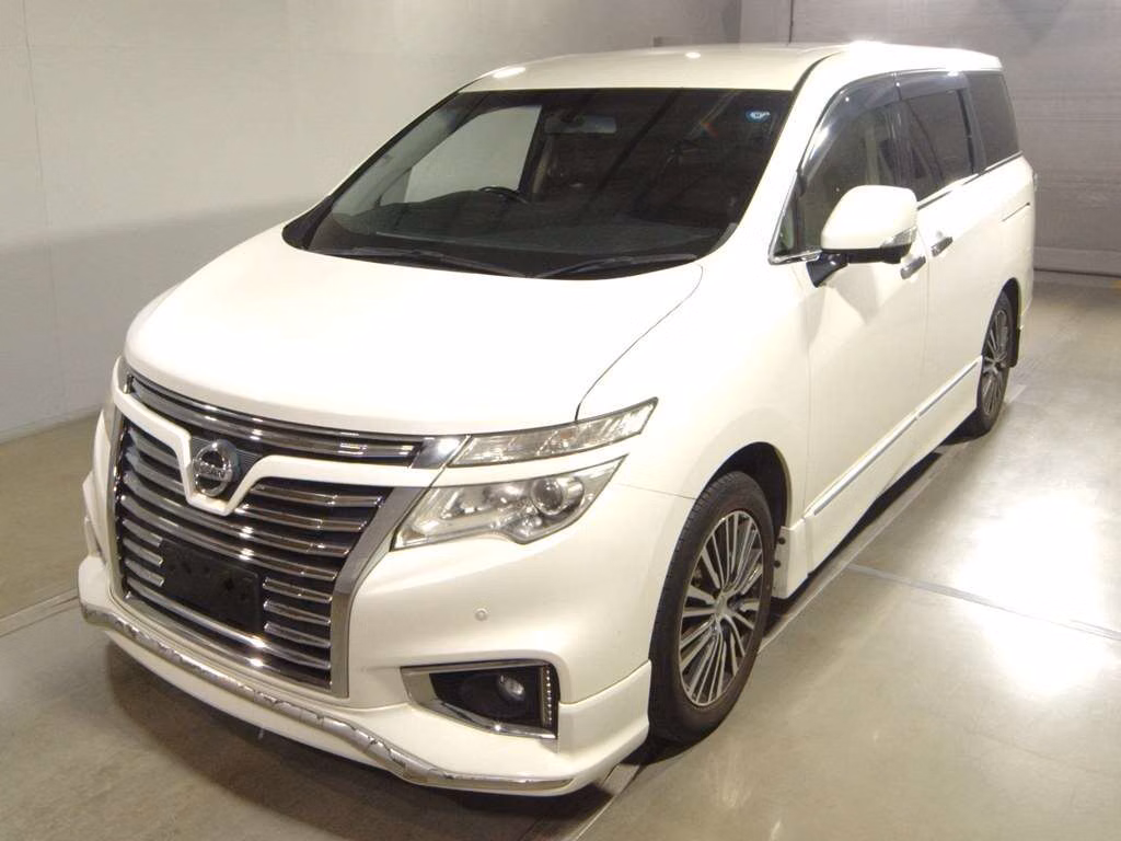 NISSAN ELGRAND