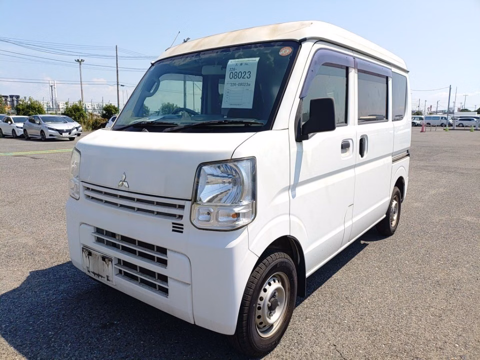 MITSUBISHI MINICAB