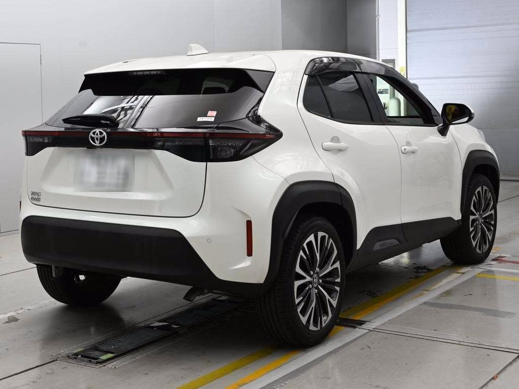 TOYOTA YARIS CROSS