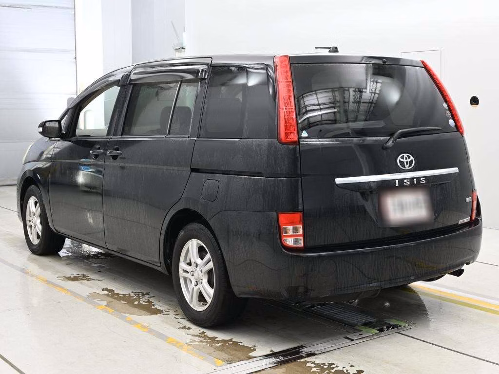 TOYOTA ISIS