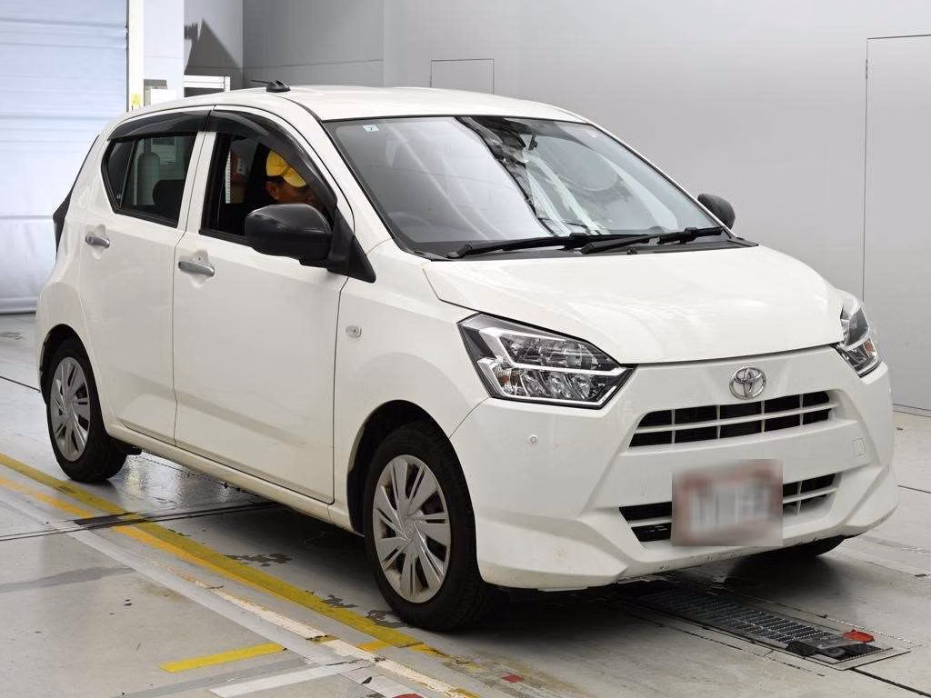 TOYOTA PIXIS EPOCH
