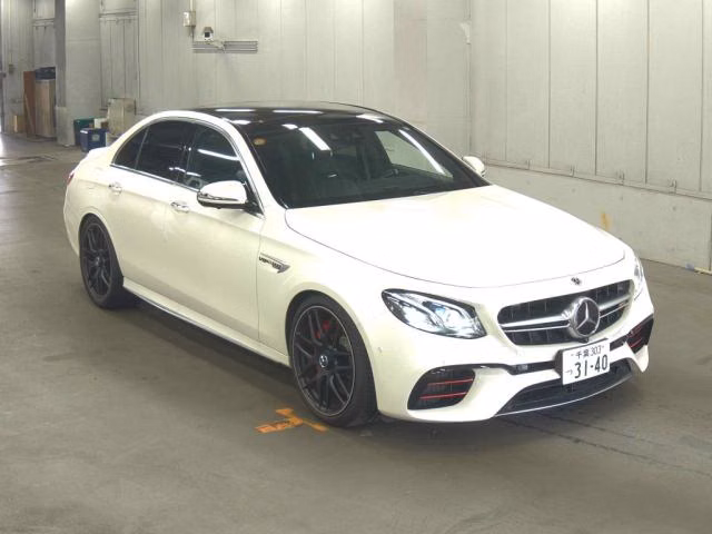 MERCEDES-BENZ E-CLASS
