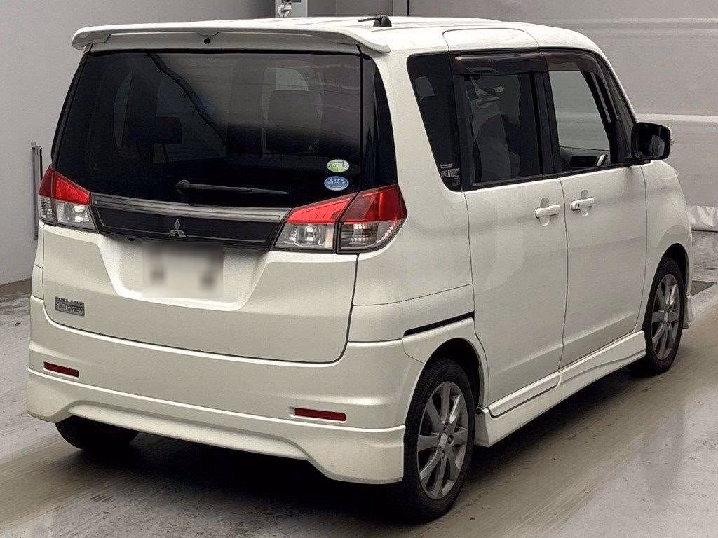 MITSUBISHI DELICA D:2