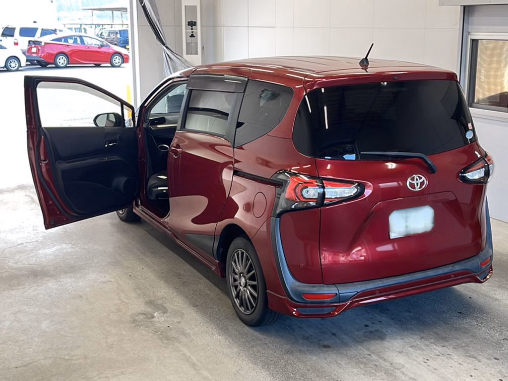 TOYOTA SIENTA