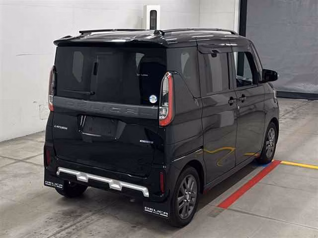MITSUBISHI DELICA MINI