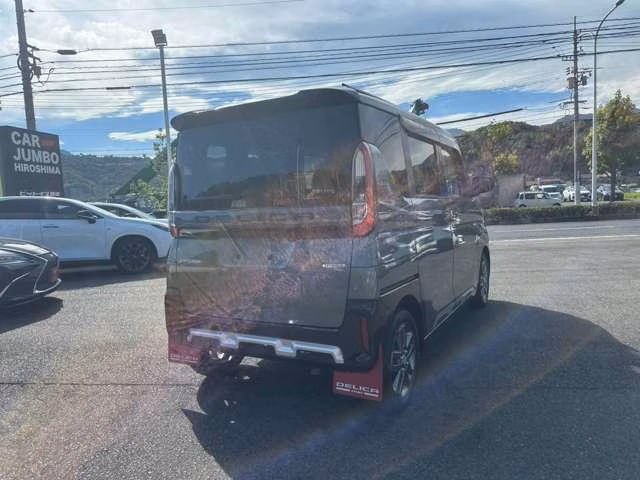 MITSUBISHI DELICA MINI